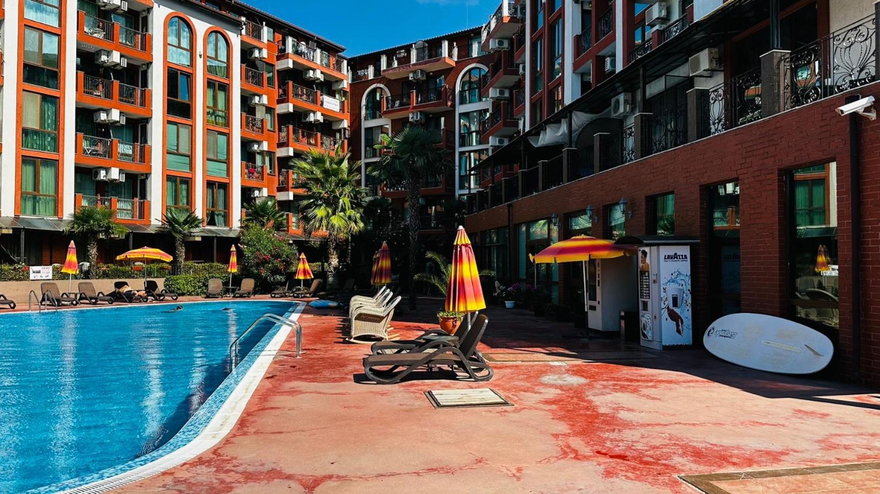 Chateau Del Marina Apart Complex Nesebar Exterior photo